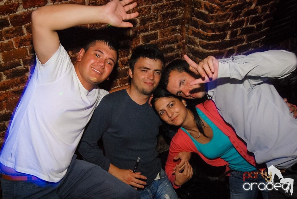 Saturday Party @ Club Escape, 