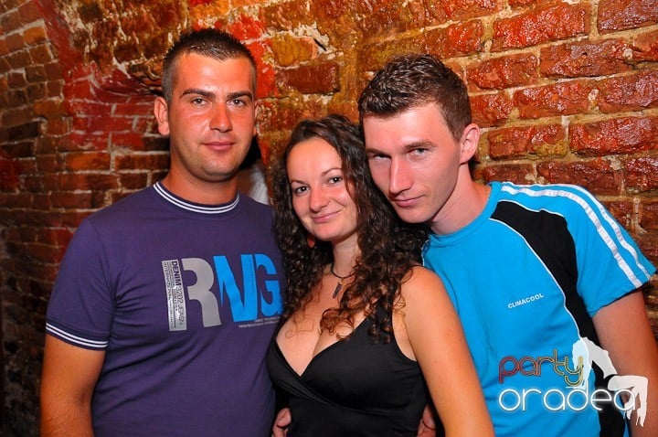 Saturday Party în Escape, 