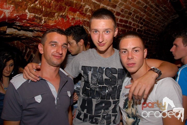 Saturday Party în Escape, 