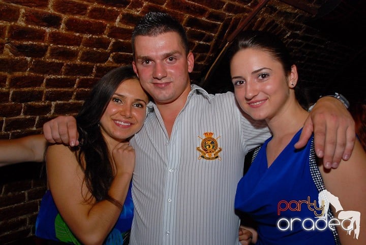 Saturday Party în Escape, 