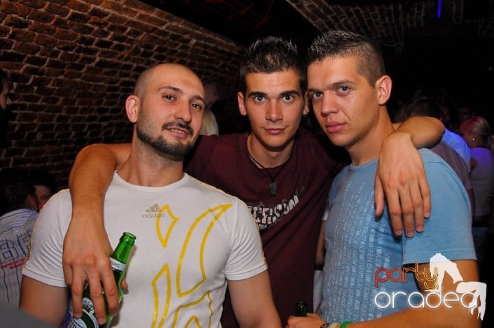 Saturday Party în Escape, 