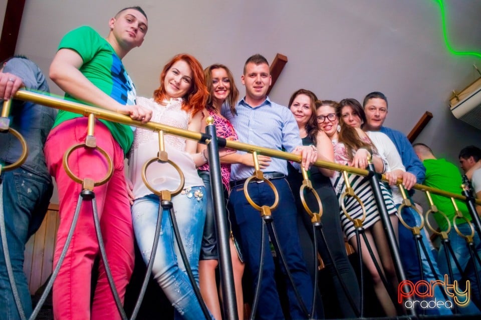 Saturday Party în Window Pub, 