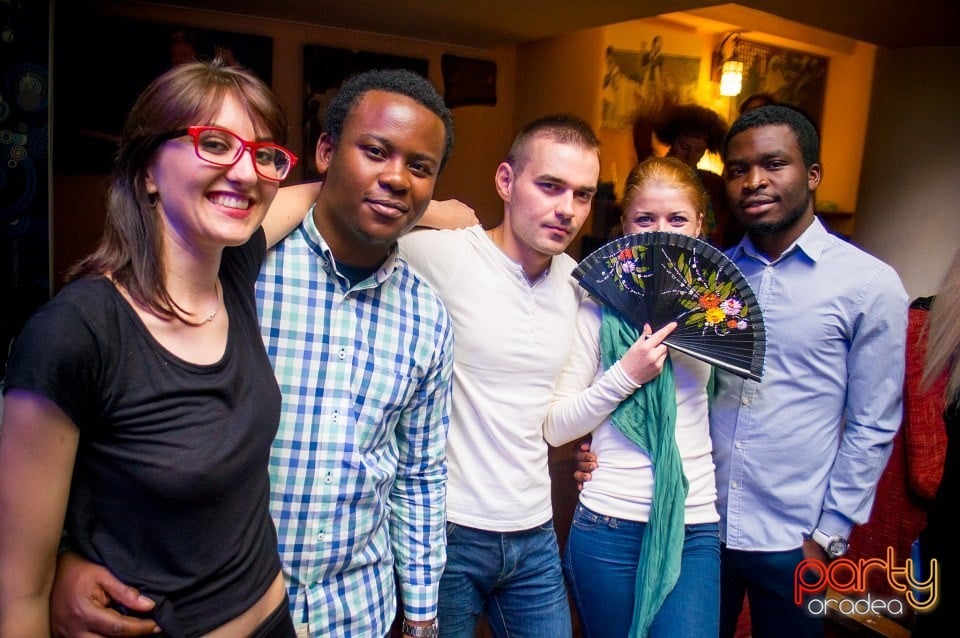 Saturday Party în Window Pub, 