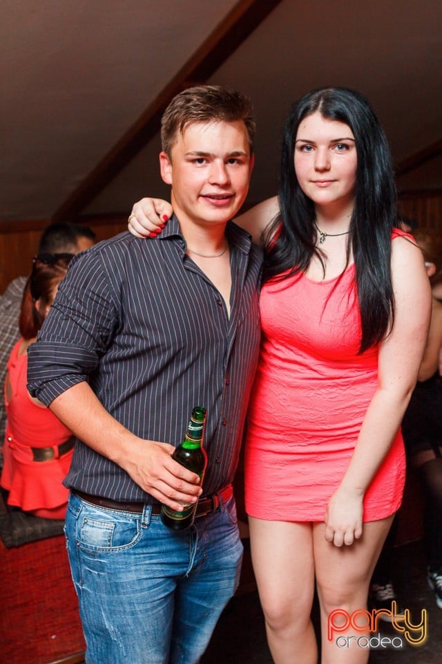 Saturday Party în Window Pub, 