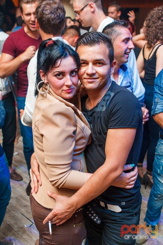 Saturday Party în Window Pub, 