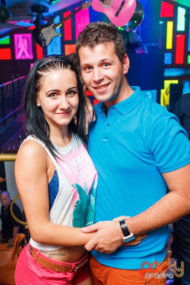 Saturday Party în Window Pub, 