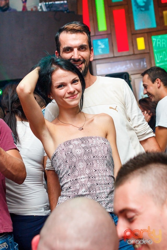 Saturday Party în Window Pub, 