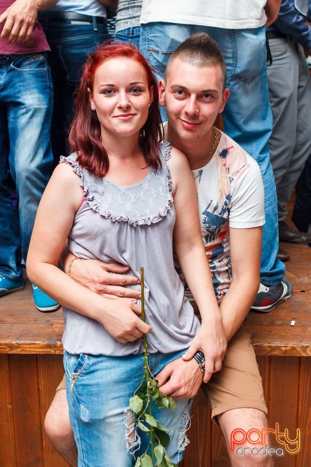 Saturday Party în Window Pub, 