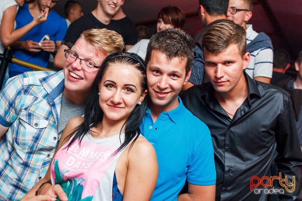 Saturday Party în Window Pub, 