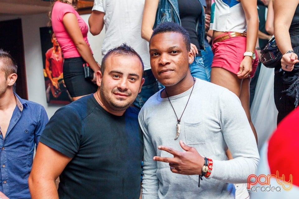 Saturday Party în Window Pub, 