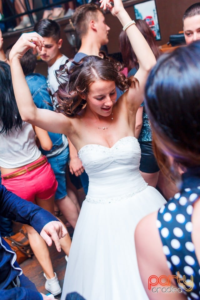 Saturday Party în Window Pub, 