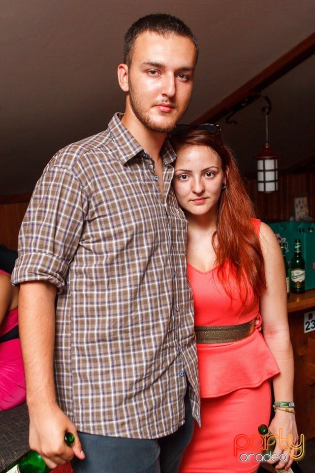 Saturday Party în Window Pub, 