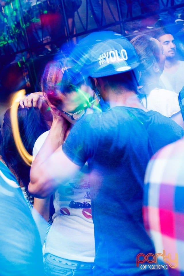 Saturday Party în Window Pub, 