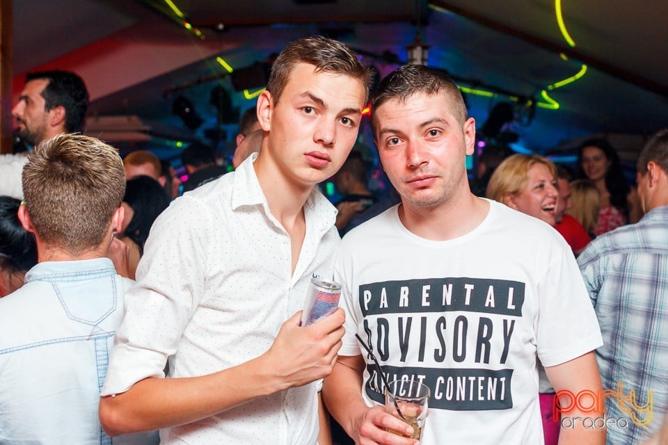 Saturday Party în Window Pub, 