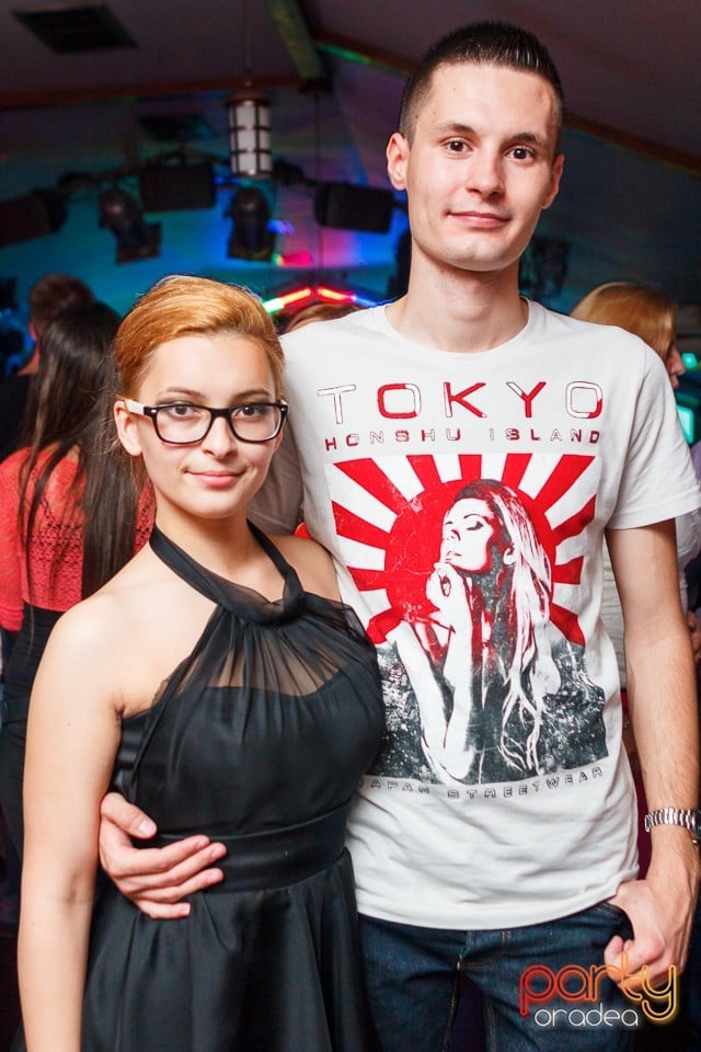 Saturday Party în Window Pub, 