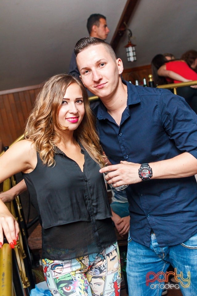 Saturday Party în Window Pub, 