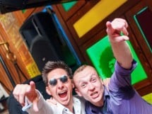 Saturday Party în Window Pub