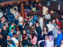 Saturday Party în Window Pub