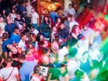 Saturday Party în Window Pub