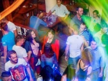 Saturday Party în Window Pub