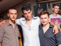 Saturday Party în Window Pub