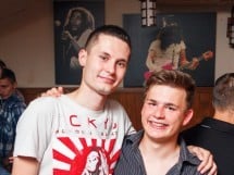 Saturday Party în Window Pub