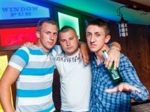 Saturday Party în Window Pub