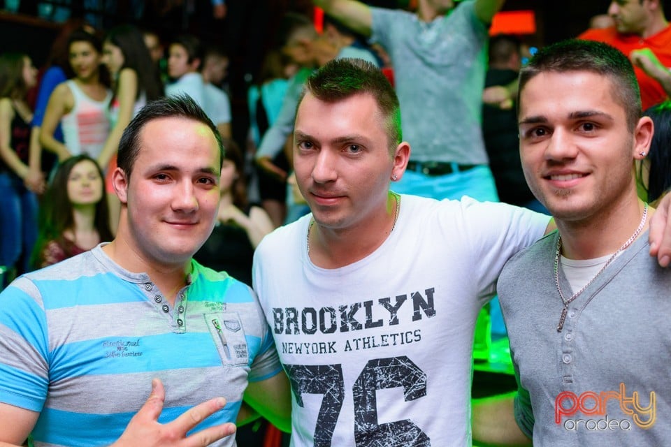 Saturday Party @ Window, 