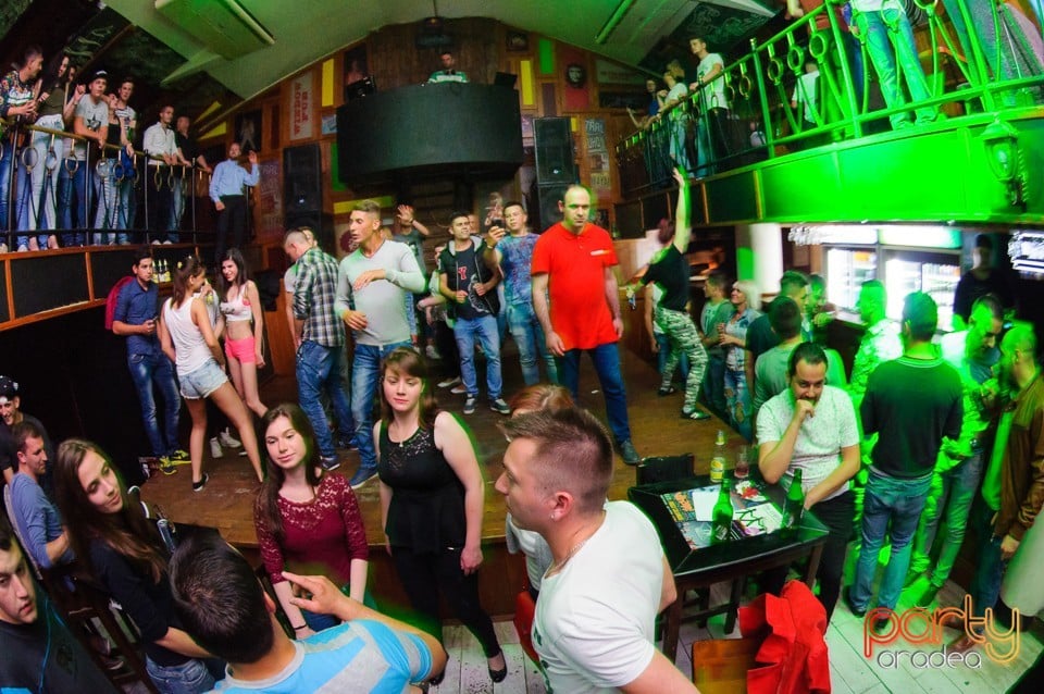 Saturday Party @ Window, 