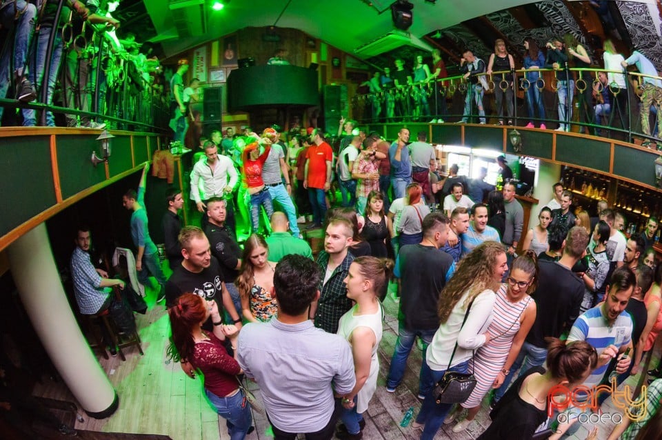 Saturday Party @ Window, 