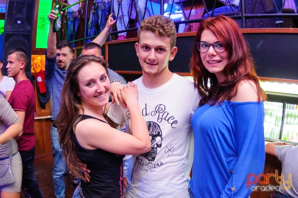 Saturday Party @ Window, 