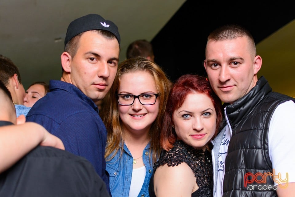 Saturday Party @ Window, 