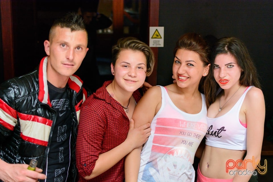 Saturday Party @ Window, 