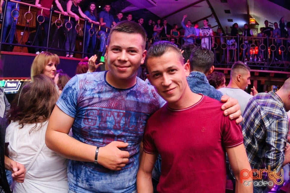 Saturday Party @ Window, 