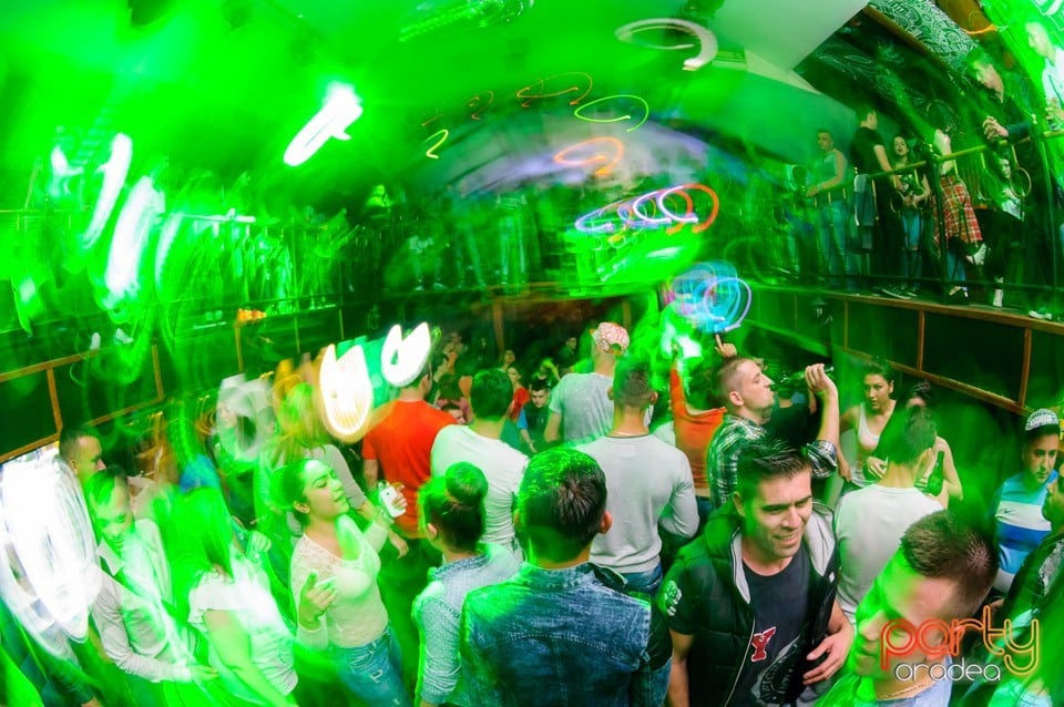 Saturday Party @ Window, 