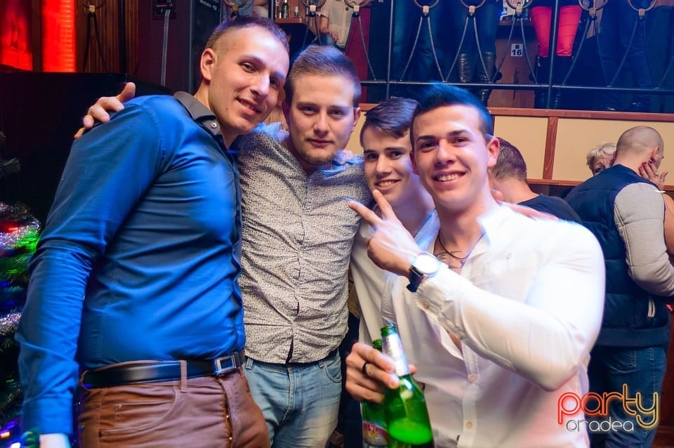 Saturday Party, 