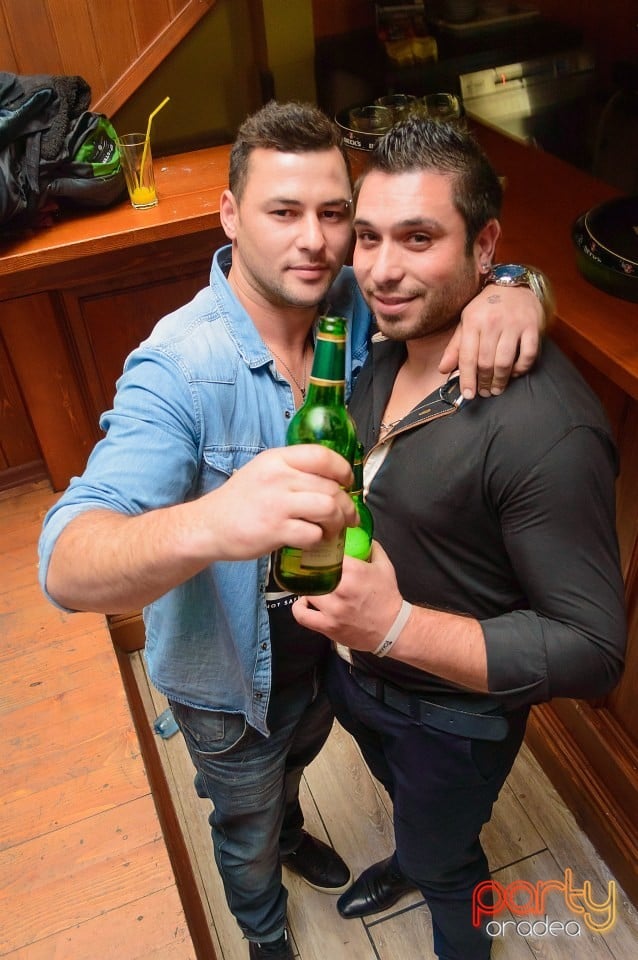 Saturday Party, 