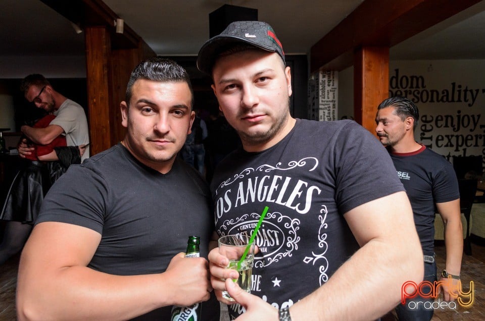 Saturday Party, 