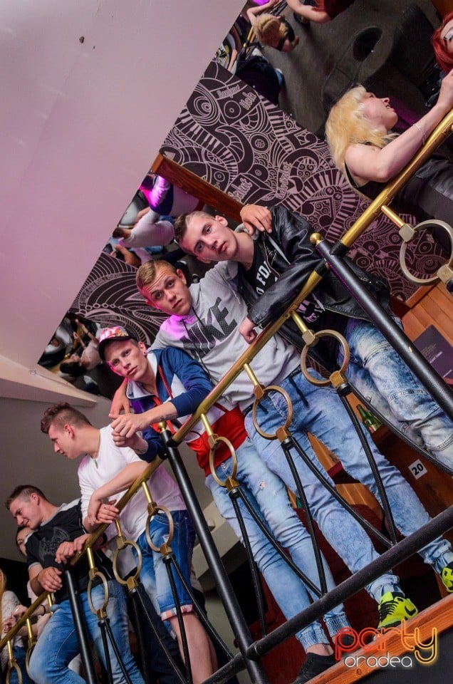 Saturday Party, 