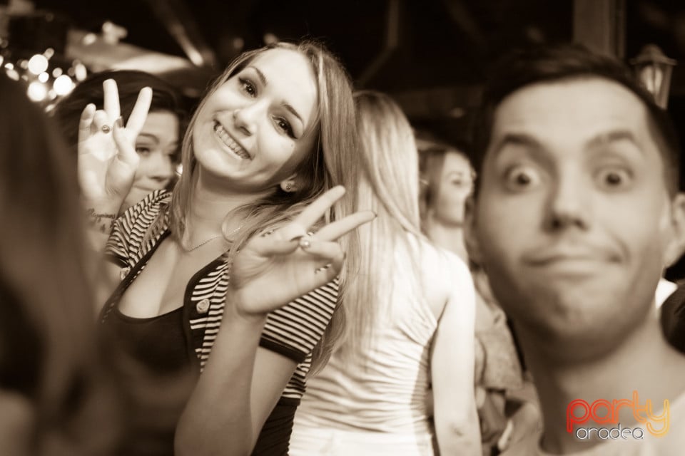 Saturday Party, 