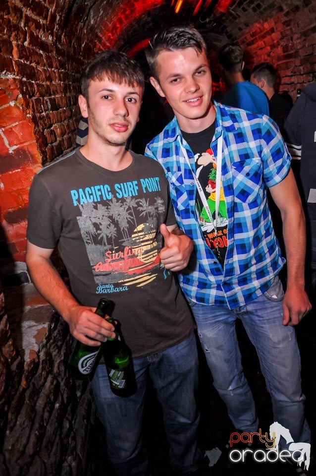 Say goodbye for the Summer, 