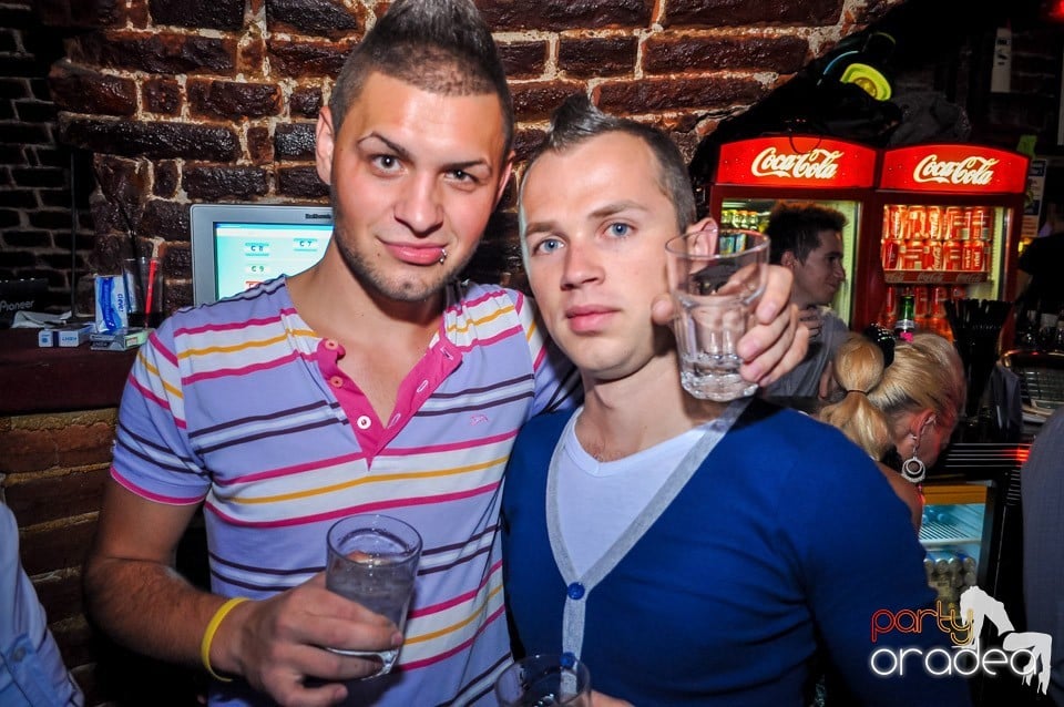 Say goodbye for the Summer, 