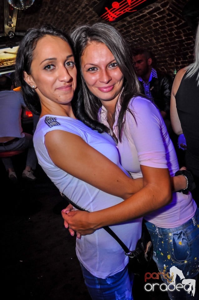 Say goodbye for the Summer, 