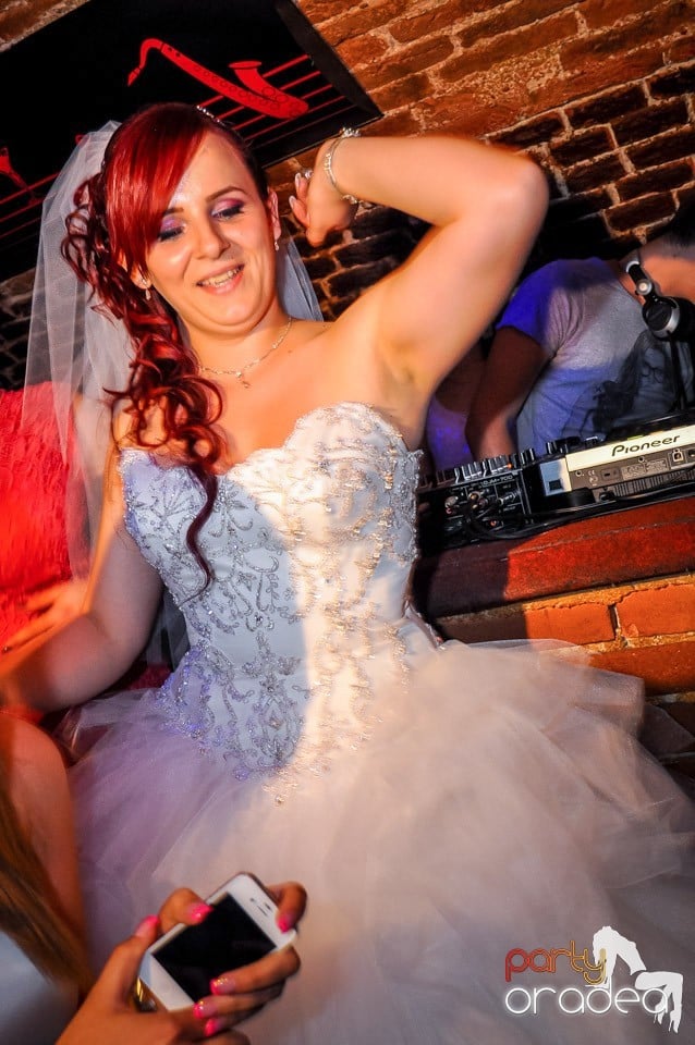 Say goodbye for the Summer, 