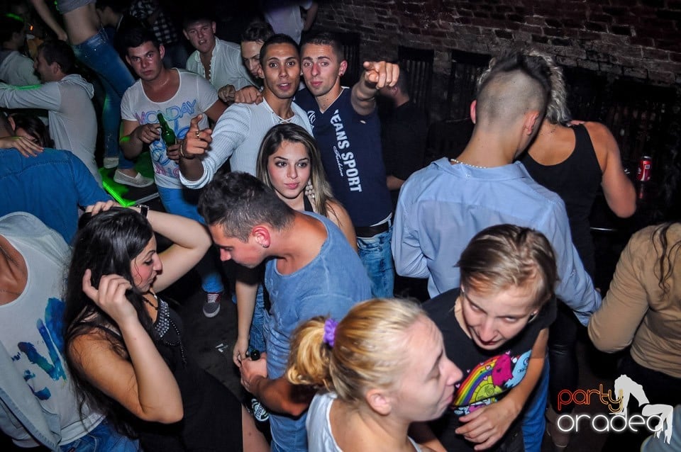 Say goodbye for the Summer, 