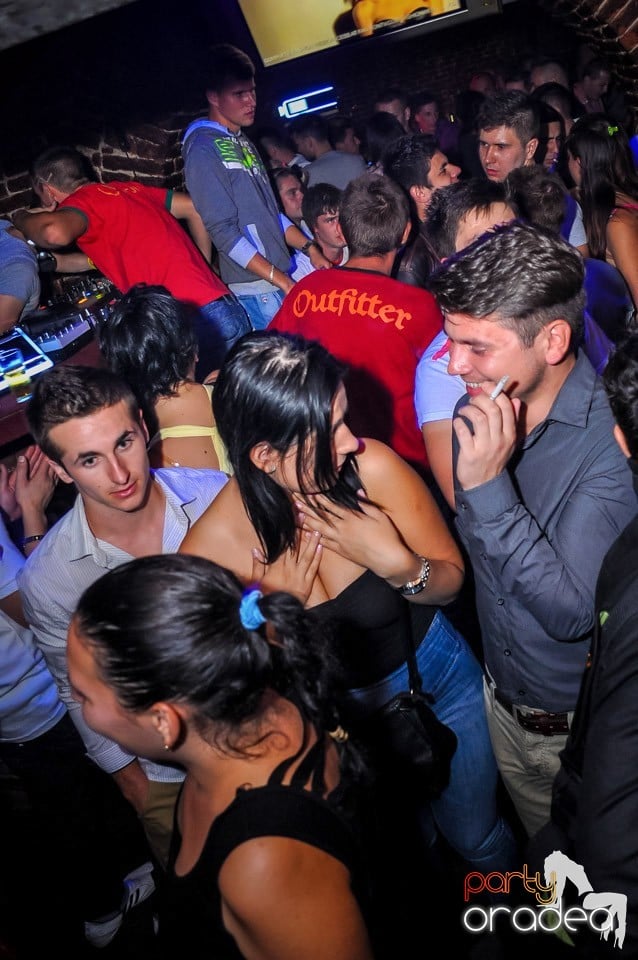 Say goodbye for the Summer, 