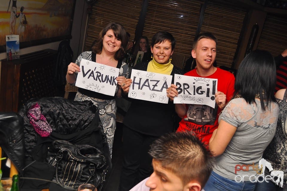 Seară cu karaoke în Zulu Caffe, Zulu Caffe