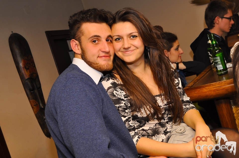 Seară cu karaoke în Zulu Caffe, Zulu Caffe