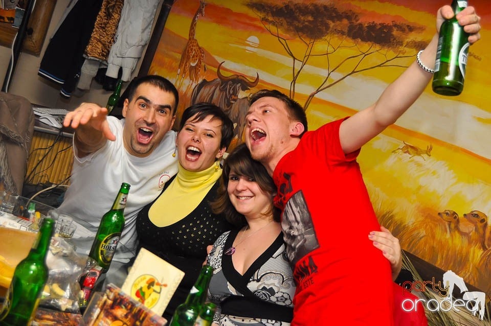 Seară cu karaoke în Zulu Caffe, Zulu Caffe