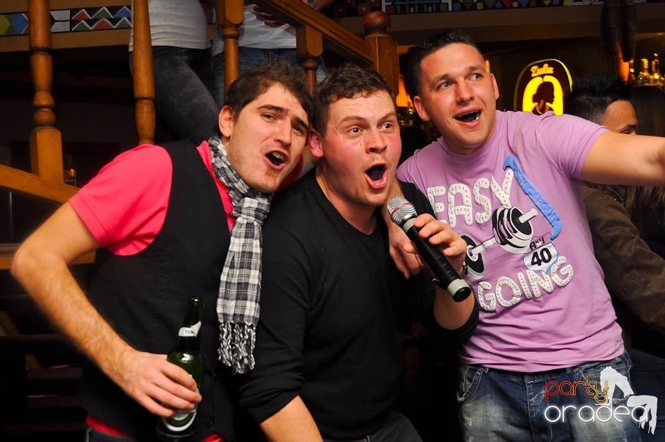 Seară cu karaoke în Zulu Caffe, Zulu Caffe